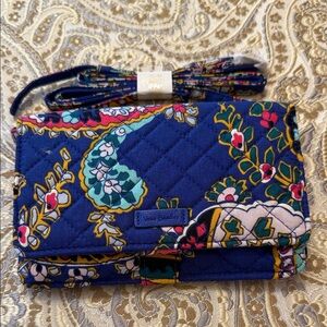 Vera Bradley Multicolor Floral Quilted Wristlet RFID brand new